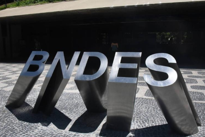 BNDES anuncia injeção de R$ 55 bilhões na economia em meio ao coronavírus Imagem - BNDES anuncia injeção de R$ 55 bilhões na economia em meio ao coronavírus